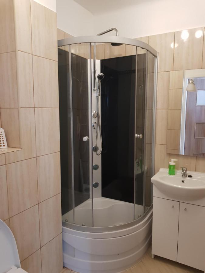 Coser Apartamenty Grzybowska Varsovia Exterior foto