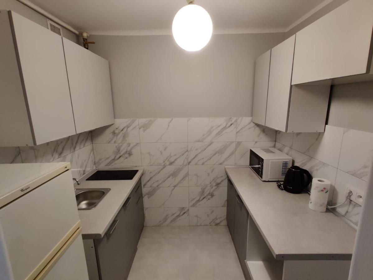Coser Apartamenty Grzybowska Varsovia Exterior foto