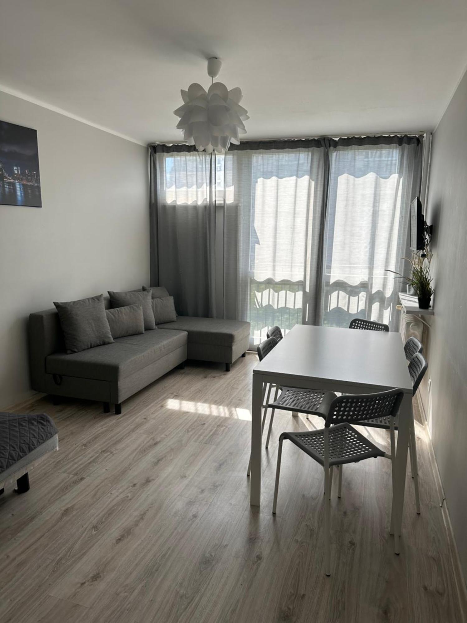 Coser Apartamenty Grzybowska Varsovia Exterior foto